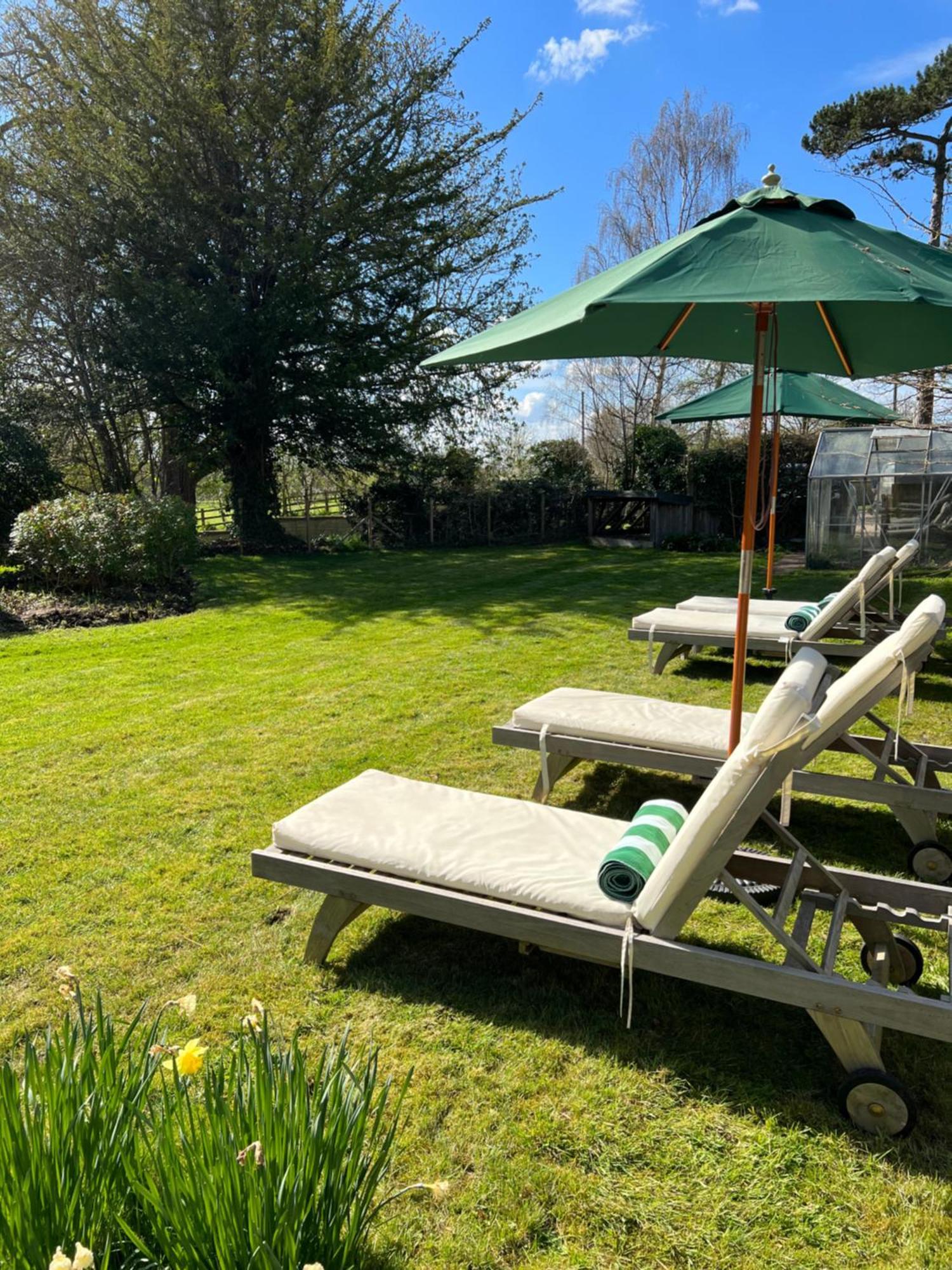 Luxury Cottage With Garden Bredon Bagian luar foto