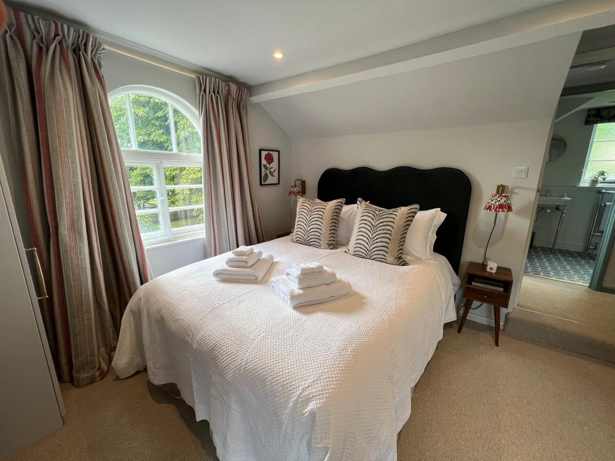 Luxury Cottage With Garden Bredon Bagian luar foto
